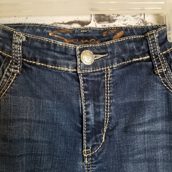 Seven7 Bootcut Jeans - Picture 7 of 9